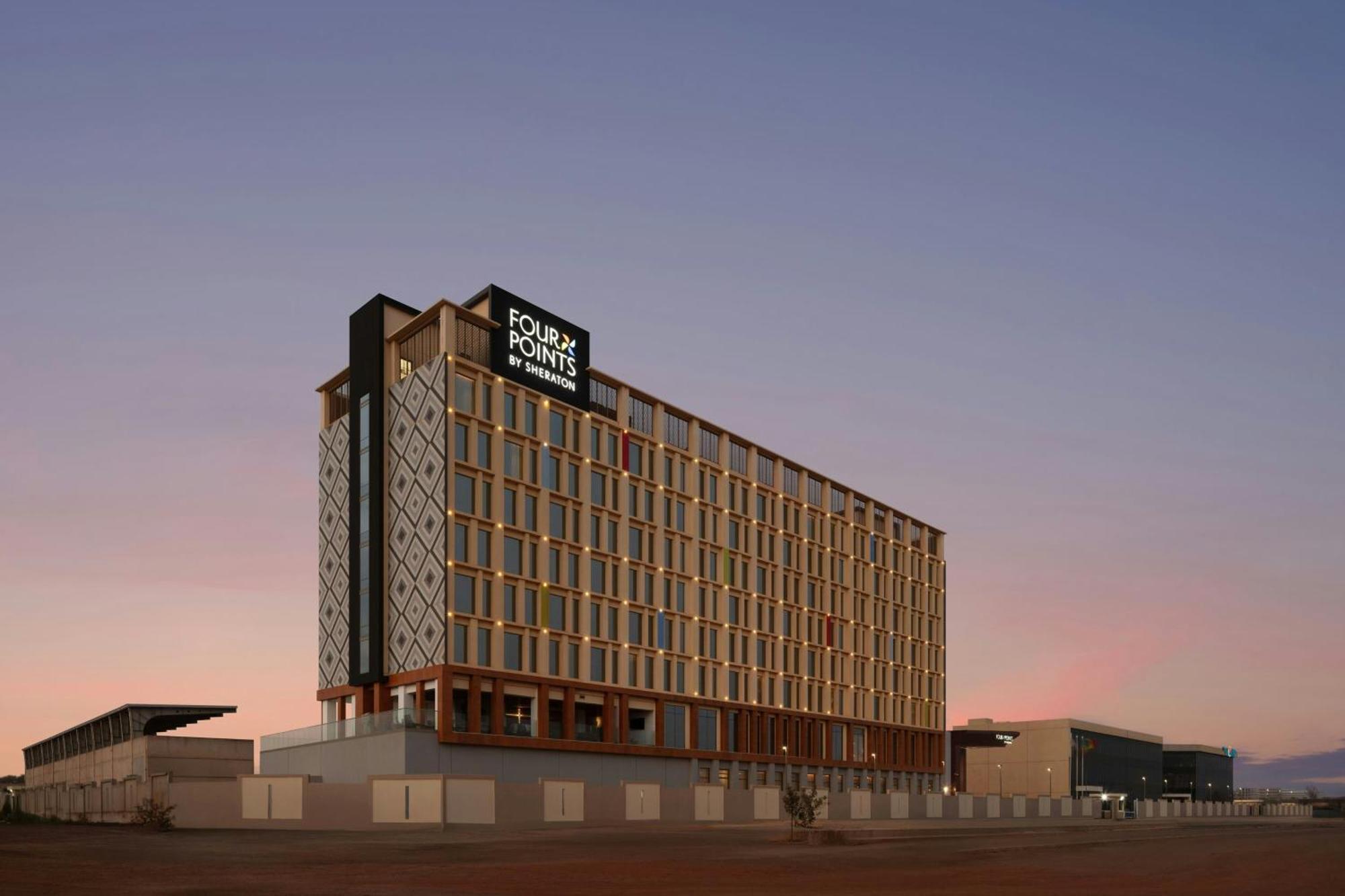Four Points By Sheraton Dakar Diamniadio Noflaye Exterior photo
