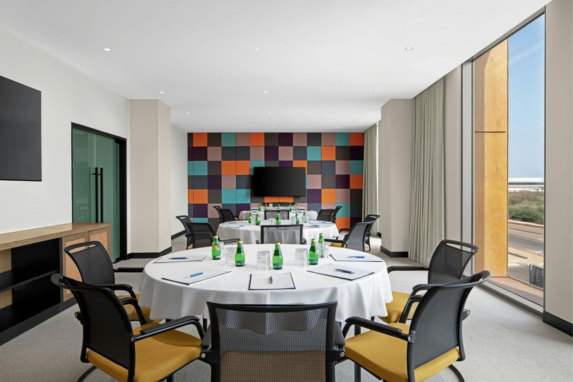 Four Points By Sheraton Dakar Diamniadio Noflaye Exterior photo